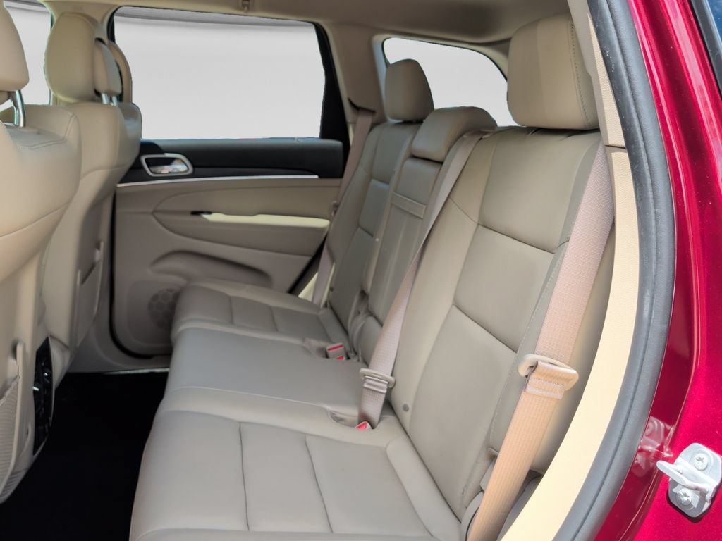 Used 2020 Jeep Grand Cherokee Limited AWD/4WD image 31