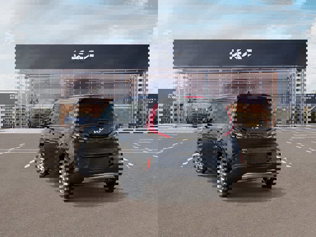 New 2025 Kia Soul LX image 4