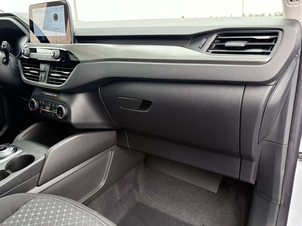 New 2026 Ford Escape Active w/ Cold Weather Package FWD image 28