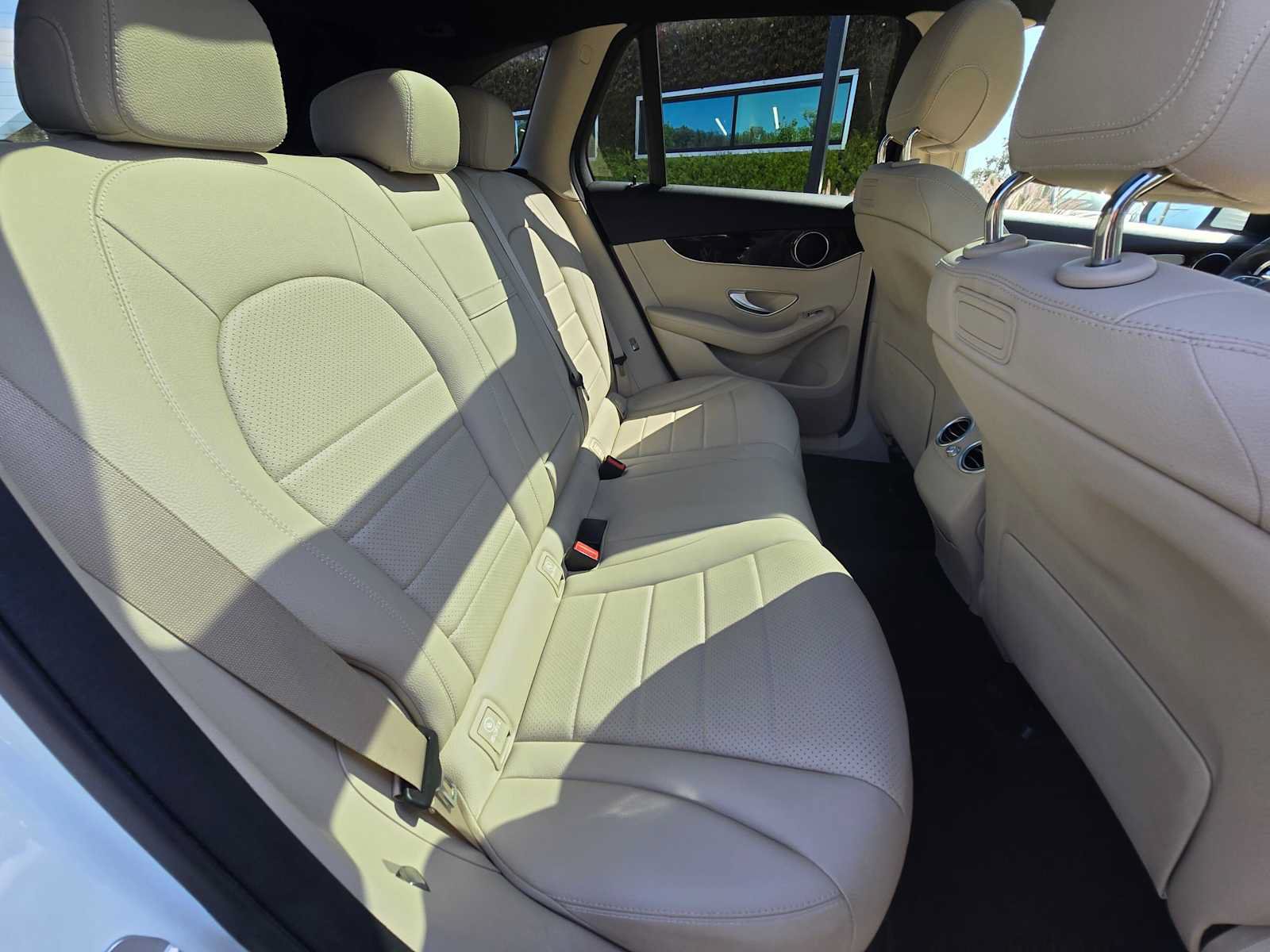 Used 2018 Mercedes-Benz GLC 300 image 12