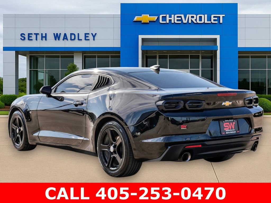 Used 2023 Chevrolet Camaro LT RWD image 5