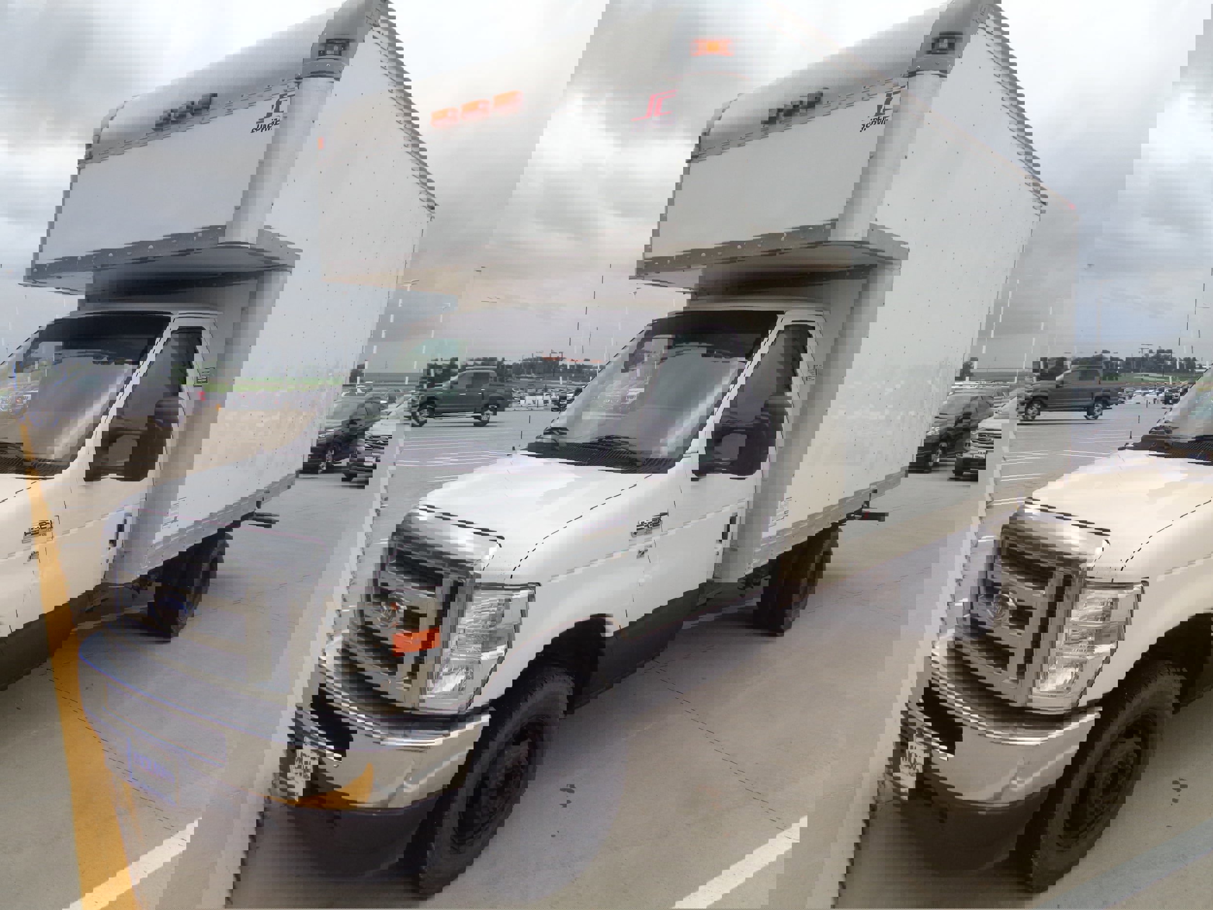 Used 2012 Ford E-350 and Econoline 350 Super Duty w/ Payload Pkg image 3