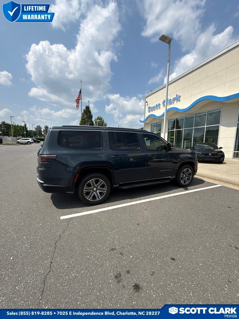 Used 2024 Jeep Wagoneer Series II w/ Flexible Seating Group