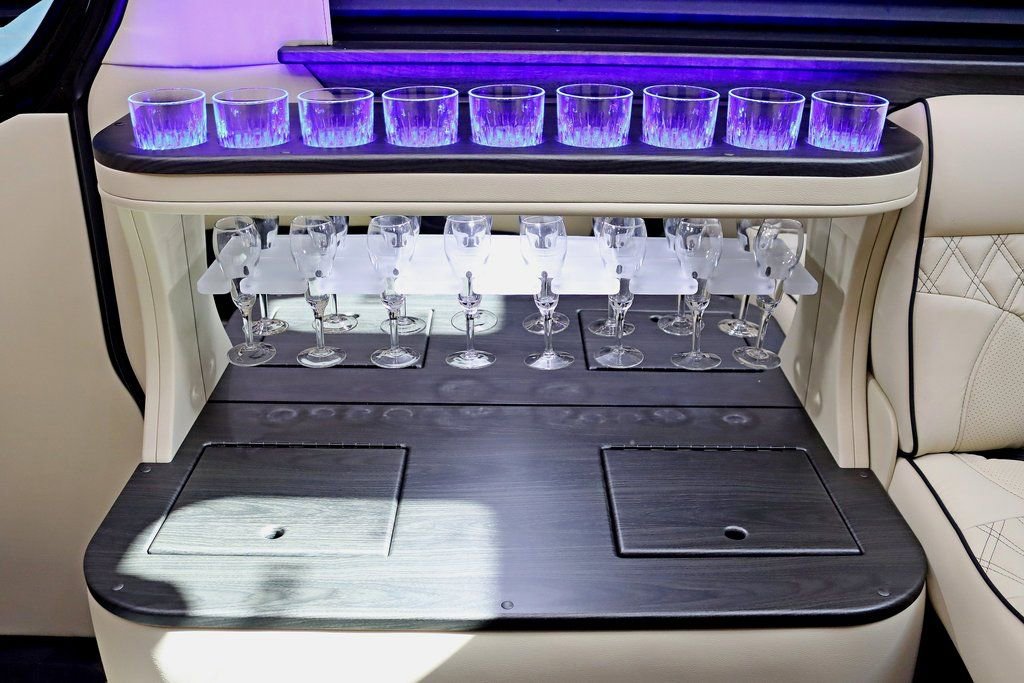 Used 2024 Mercedes-Benz Sprinter 3500 image 43