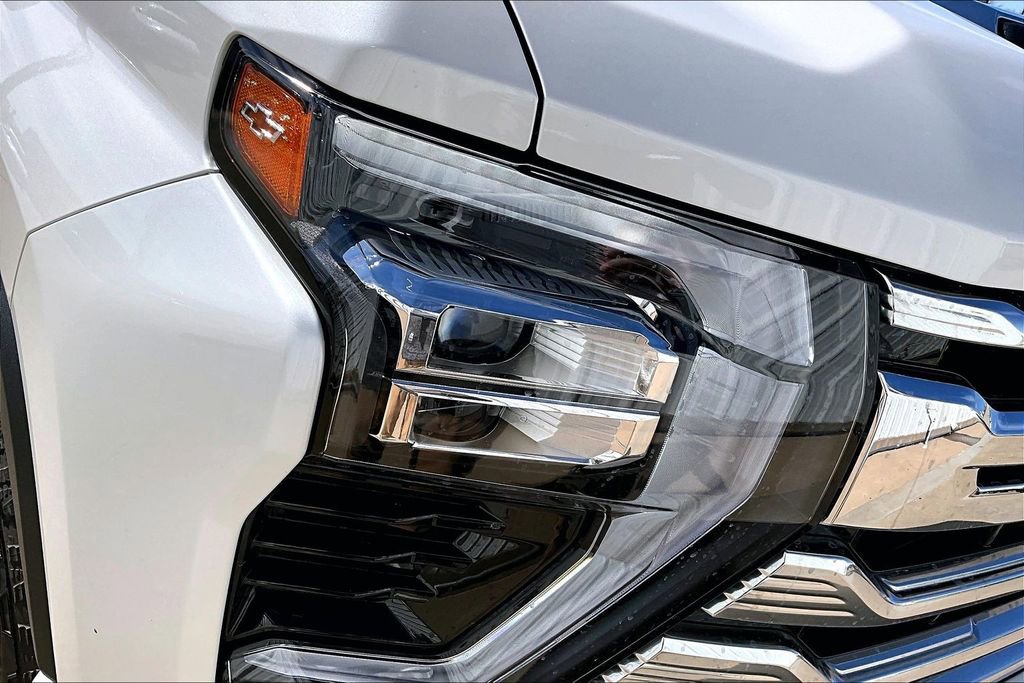 Used 2024 Chevrolet Silverado 2500 High Country w/ High Country Premium Package image 39