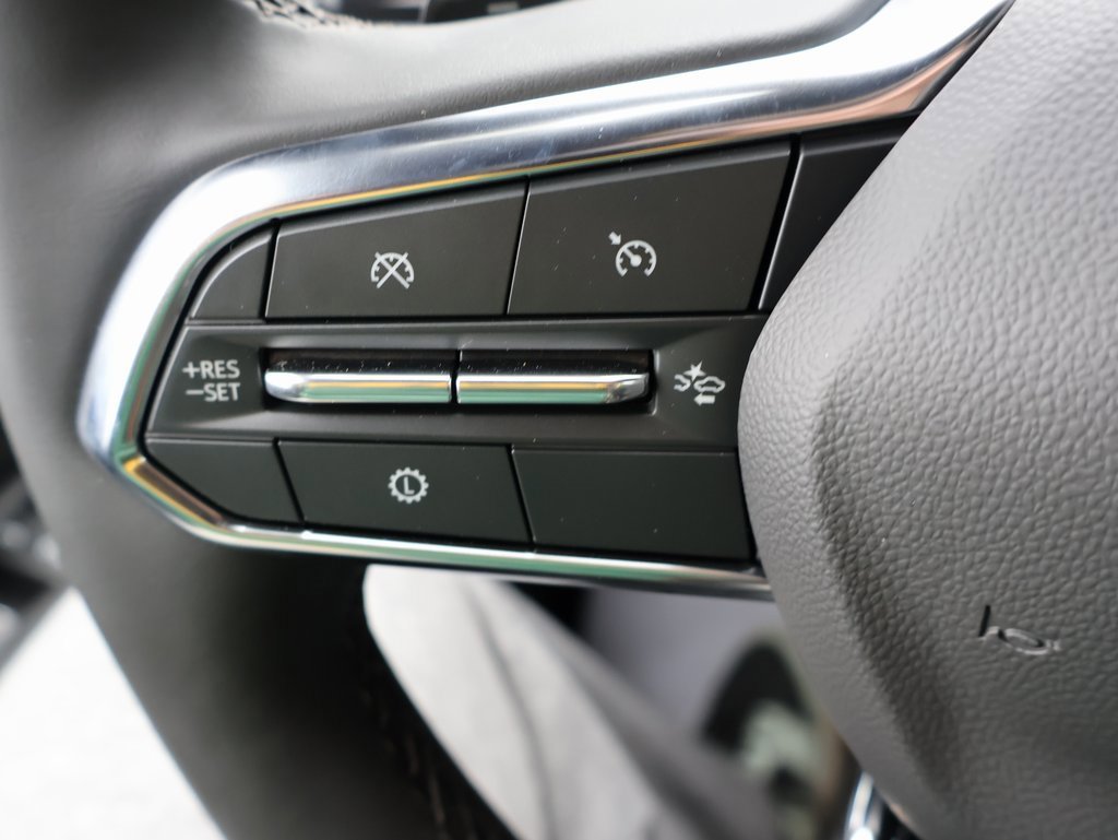 New 2025 Chevrolet Suburban High Country image 18