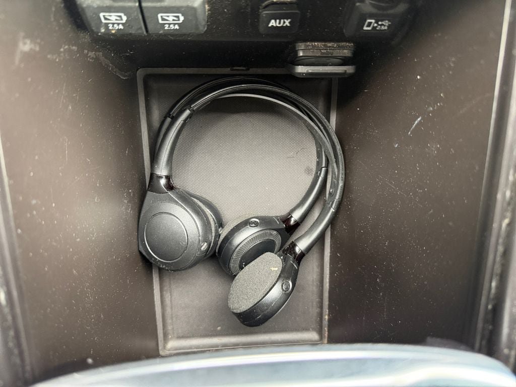 Used 2018 Acura MDX w/ Technology & Entertainment AWD/4WD image 27