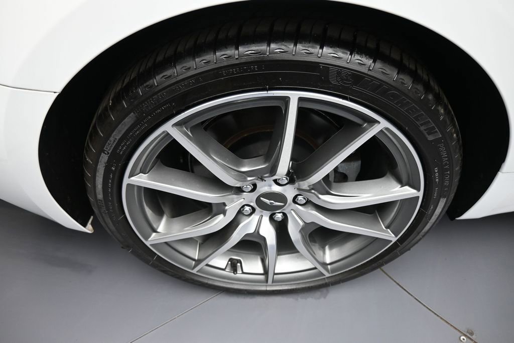 Used 2023 Genesis G70 2.0T AWD/4WD image 12