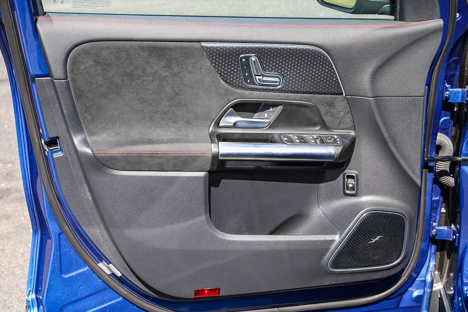 Certified 2025 Mercedes-Benz GLA 250 4MATIC image 19