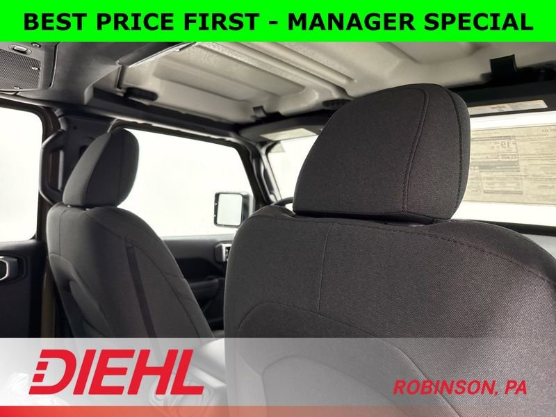 New 2026 Jeep Gladiator Sport AWD/4WD image 11