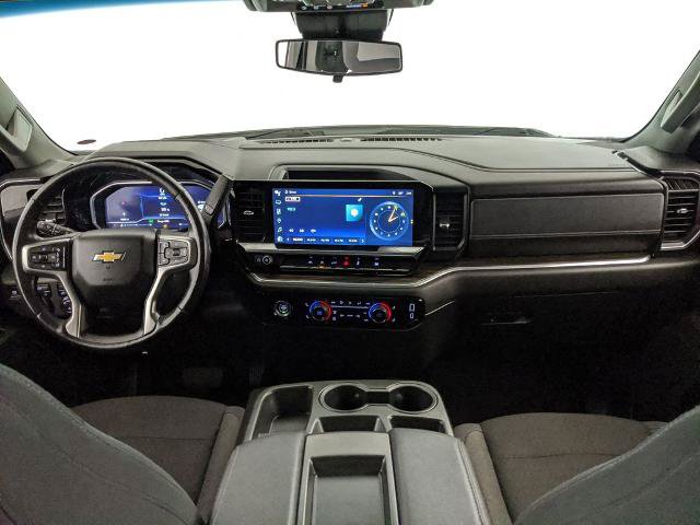 Used 2022 Chevrolet Silverado 1500 LT w/ Protection Package AWD/4WD image 7
