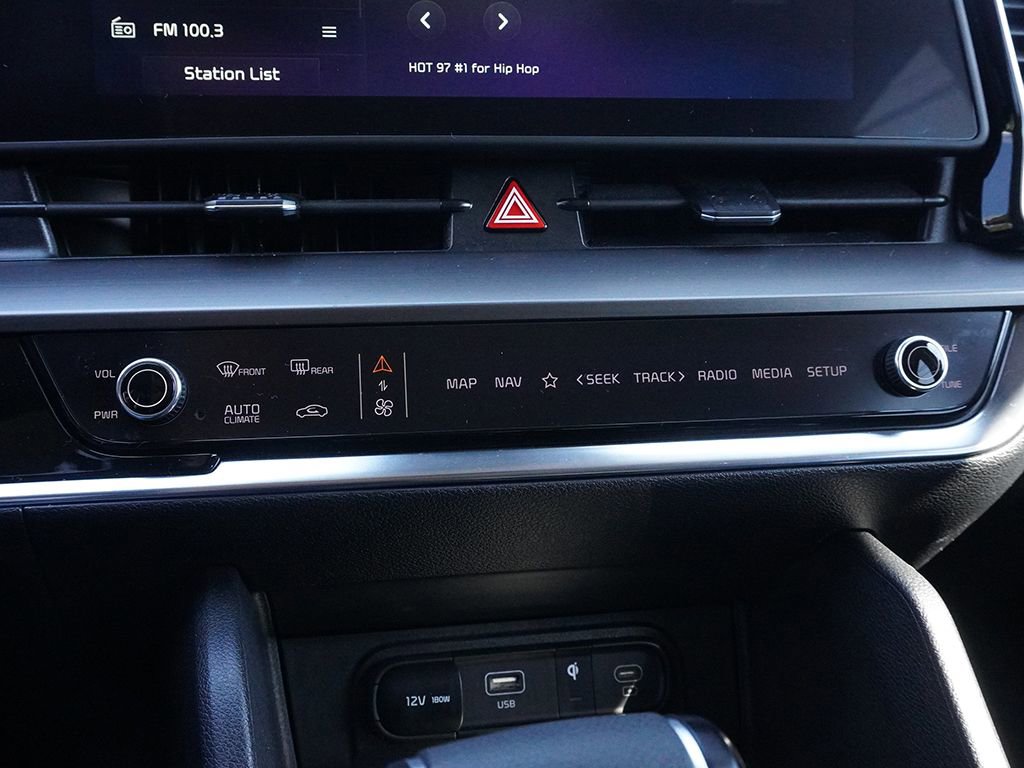 Used 2023 Kia Sportage EX FWD image 44