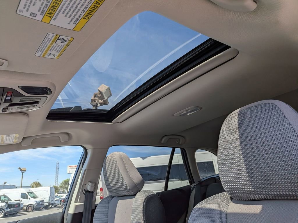 Used 2025 Subaru Outback Premium image 17