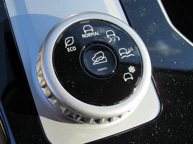 New 2026 Mitsubishi Outlander SE image 20