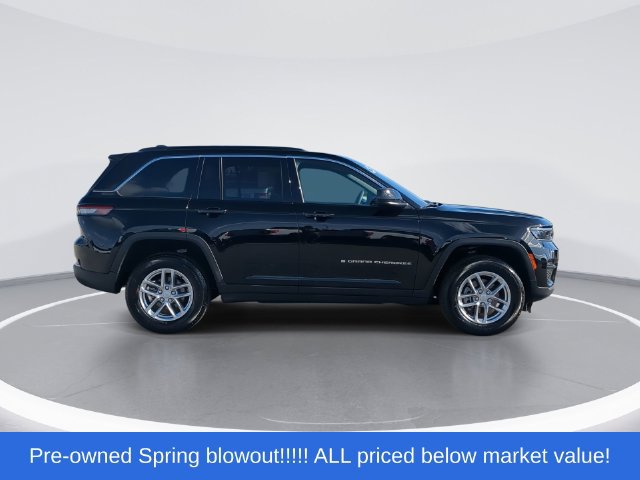 Used 2025 Jeep Grand Cherokee Laredo X AWD/4WD image 9