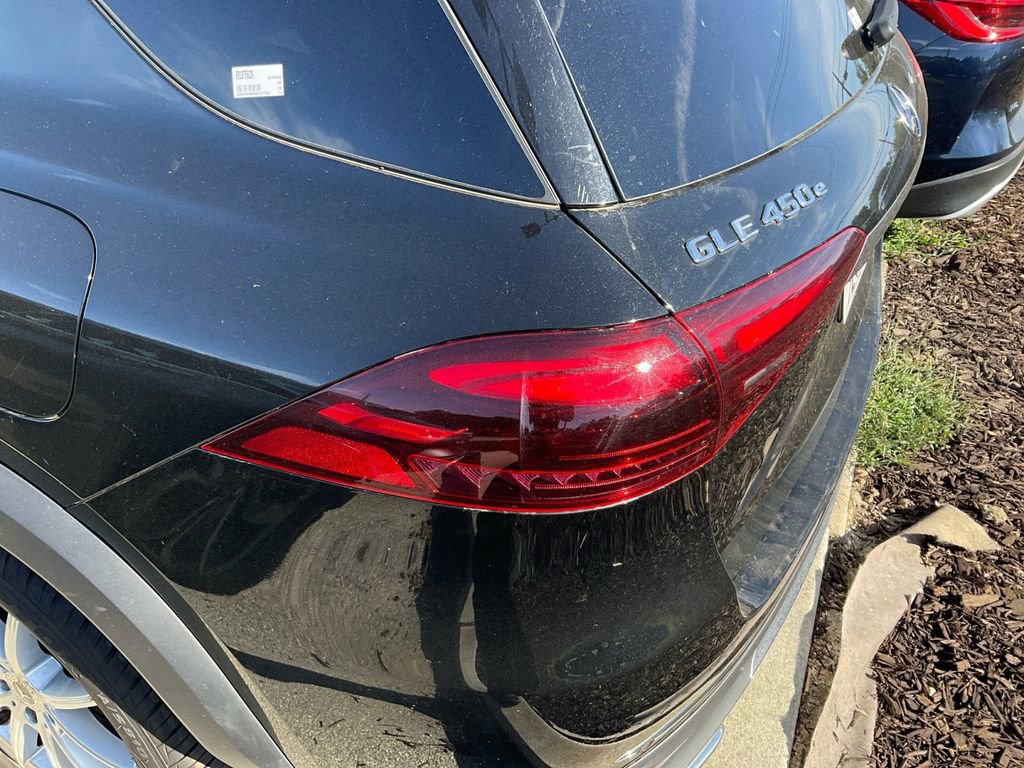 Used 2024 Mercedes-Benz GLE 450e 4MATIC image 35