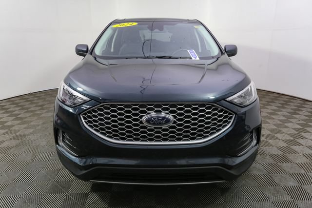 Used 2024 Ford Edge SEL w/ Convenience Package AWD/4WD image 4