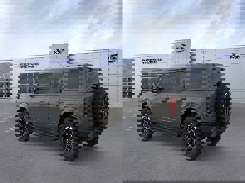 New 2026 Ford Bronco Outer Banks image 4