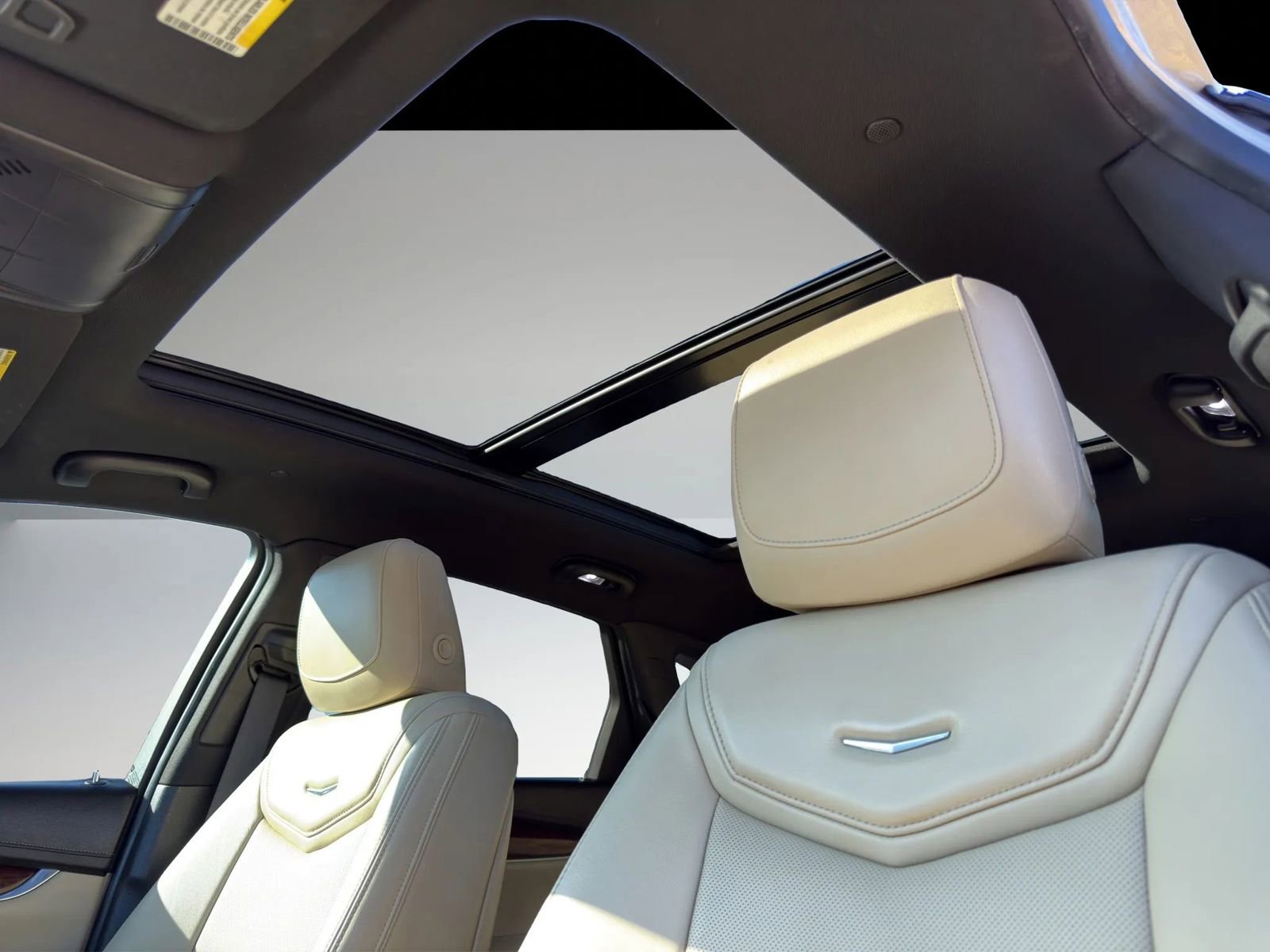 Used 2017 Cadillac XT5 Premium Luxury FWD image 13