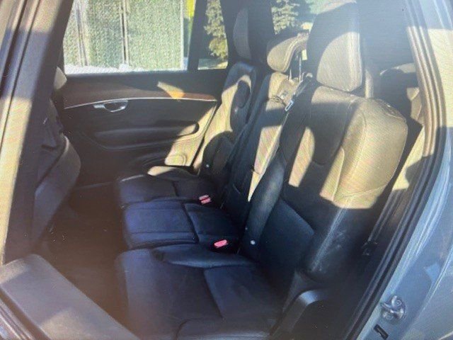 Used 2024 Volvo XC90 T8 Plus w/ Protection Package Premier image 6