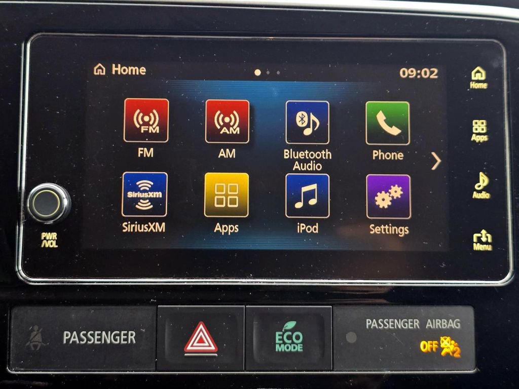 Used 2018 Mitsubishi Outlander SEL image 15