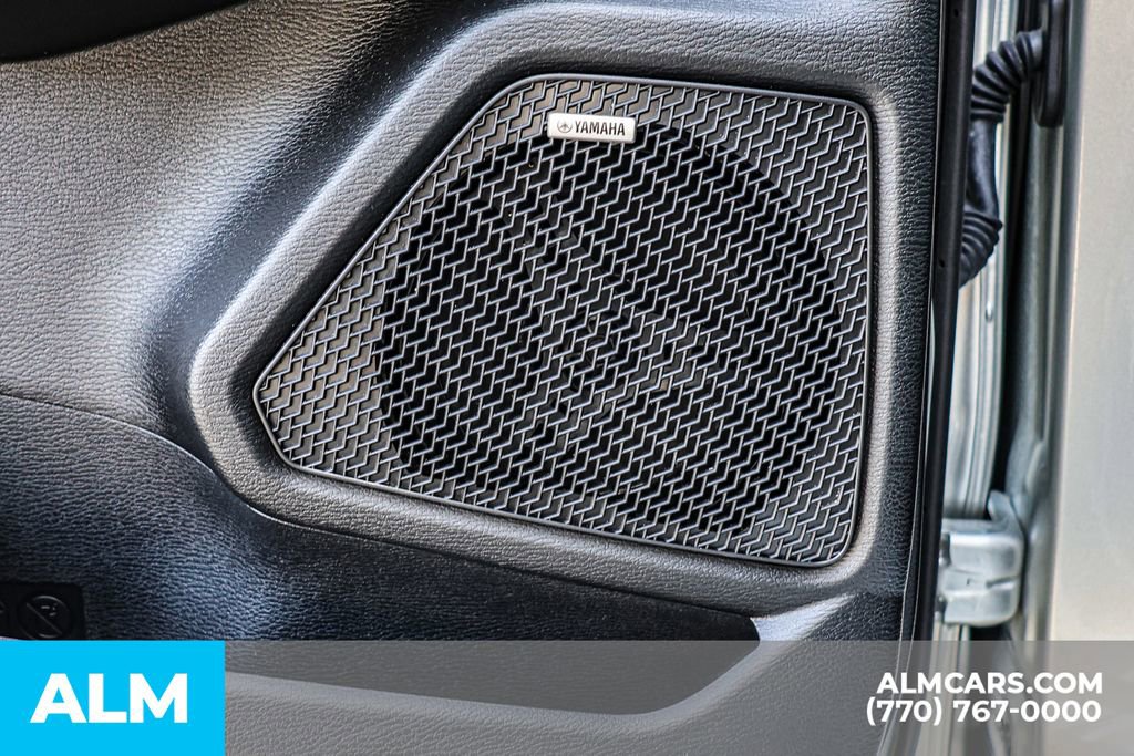 Used 2025 Mitsubishi Outlander SE image 59