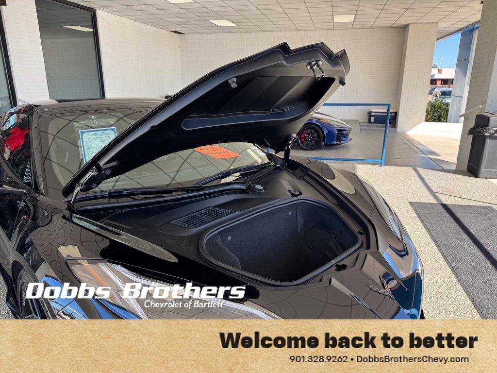 Used 2025 Chevrolet Corvette Z06 RWD image 31