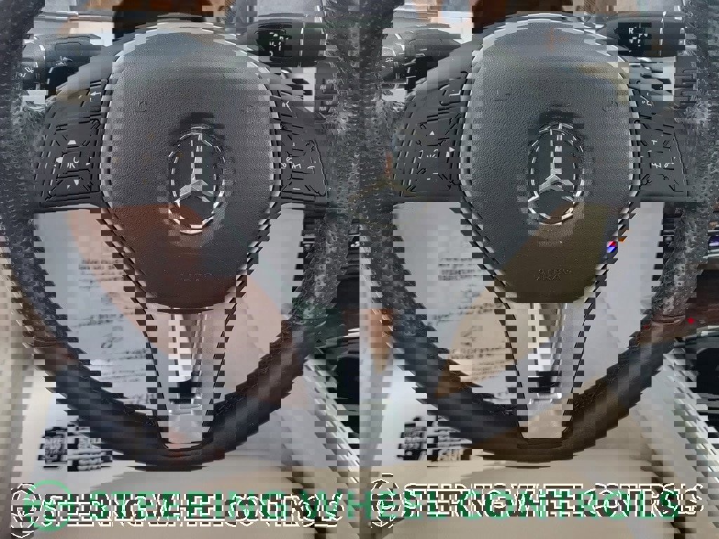 Used 2014 Mercedes-Benz E 350 Sedan image 16