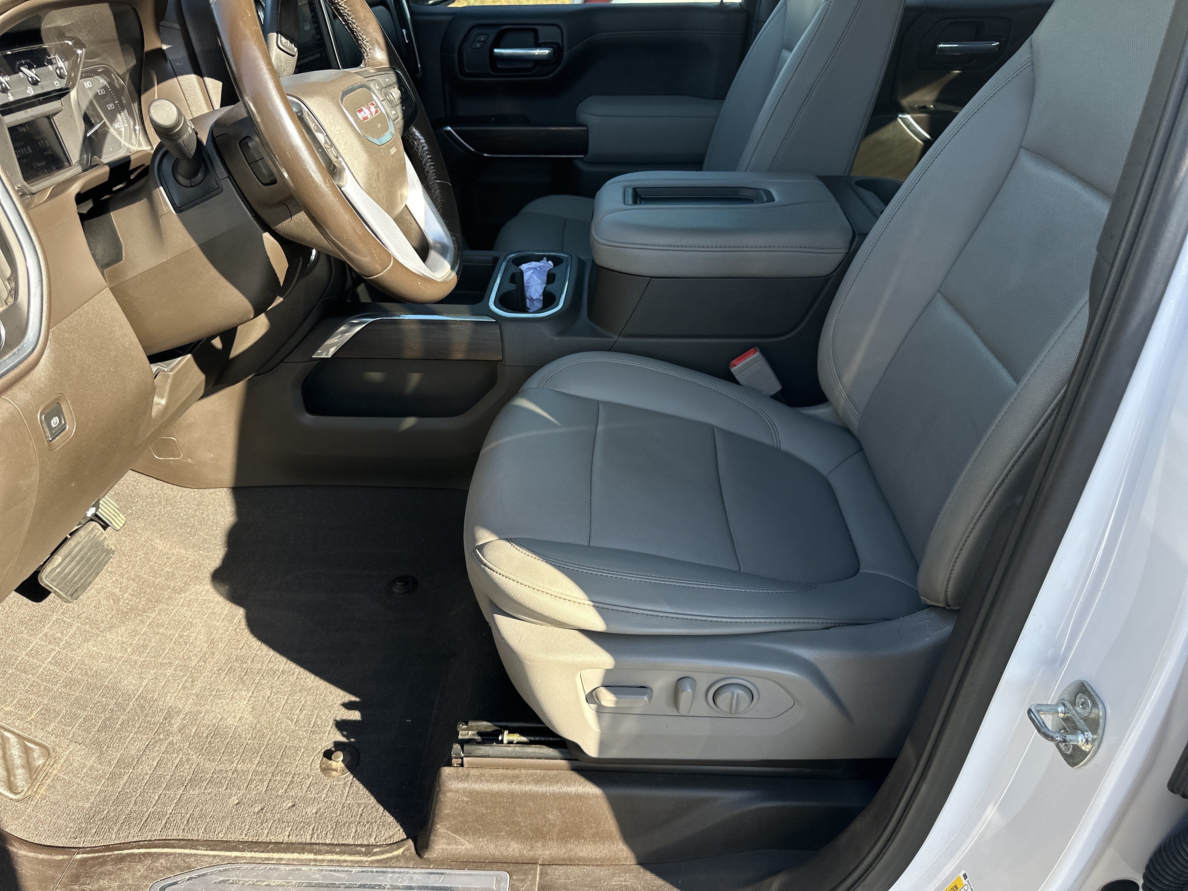 Used 2021 GMC Sierra 1500 SLT w/ SLT Premium Package AWD/4WD image 10