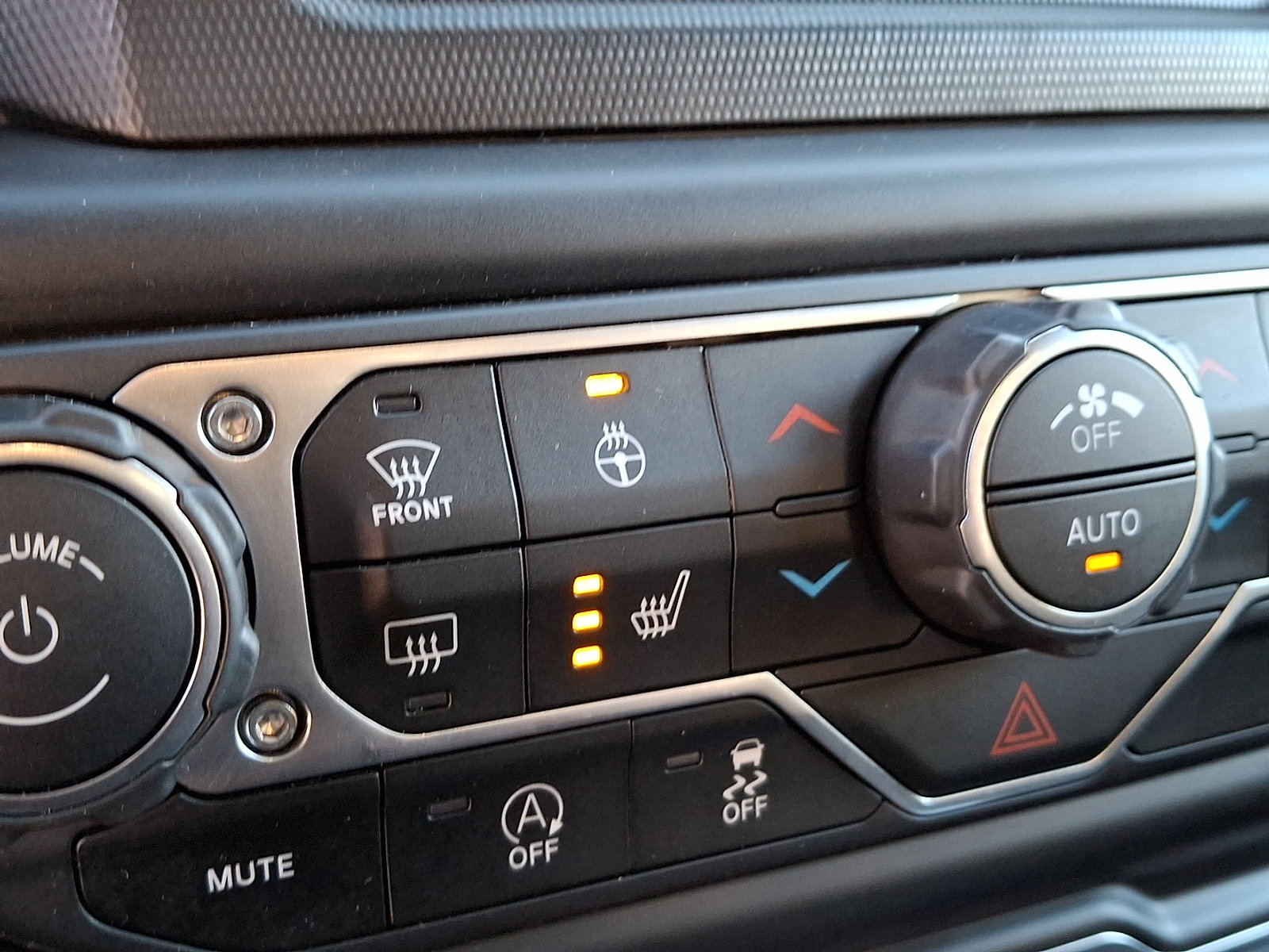 Certified 2022 Jeep Wrangler Unlimited Sport image 25