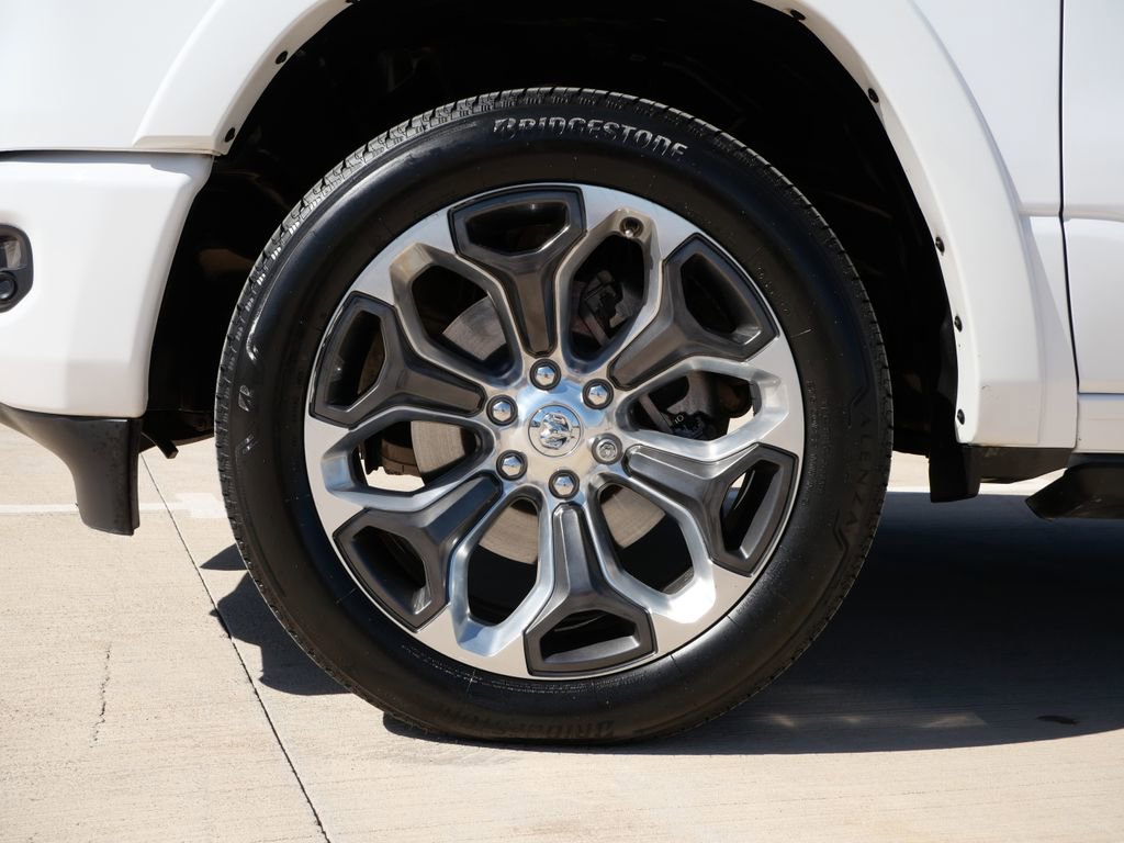 Used 2024 RAM 1500 Limited image 12