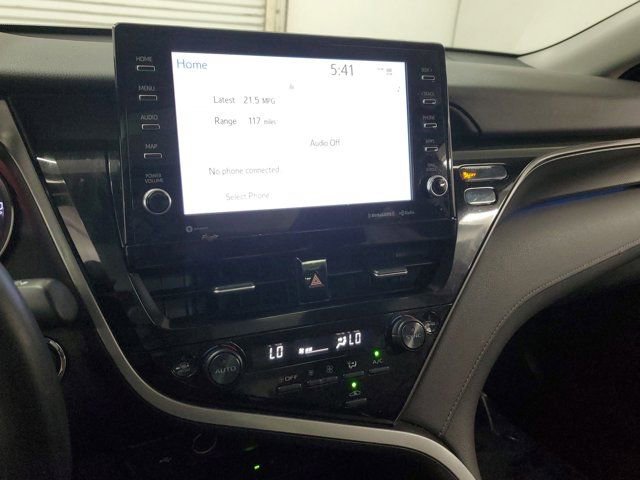 Used 2022 Toyota Camry XSE image 27