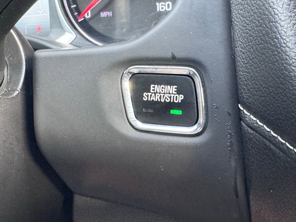 Used 2022 GMC Acadia SLE FWD image 7