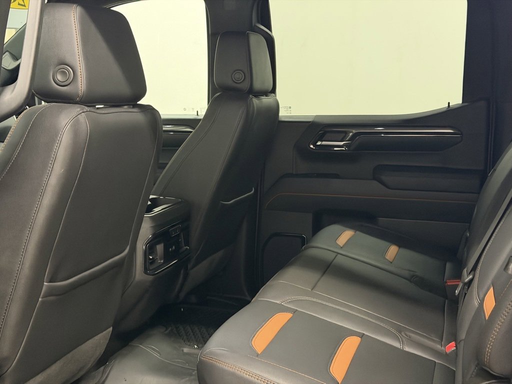 Certified 2023 GMC Sierra 1500 AT4 w/ AT4 Premium Package image 18