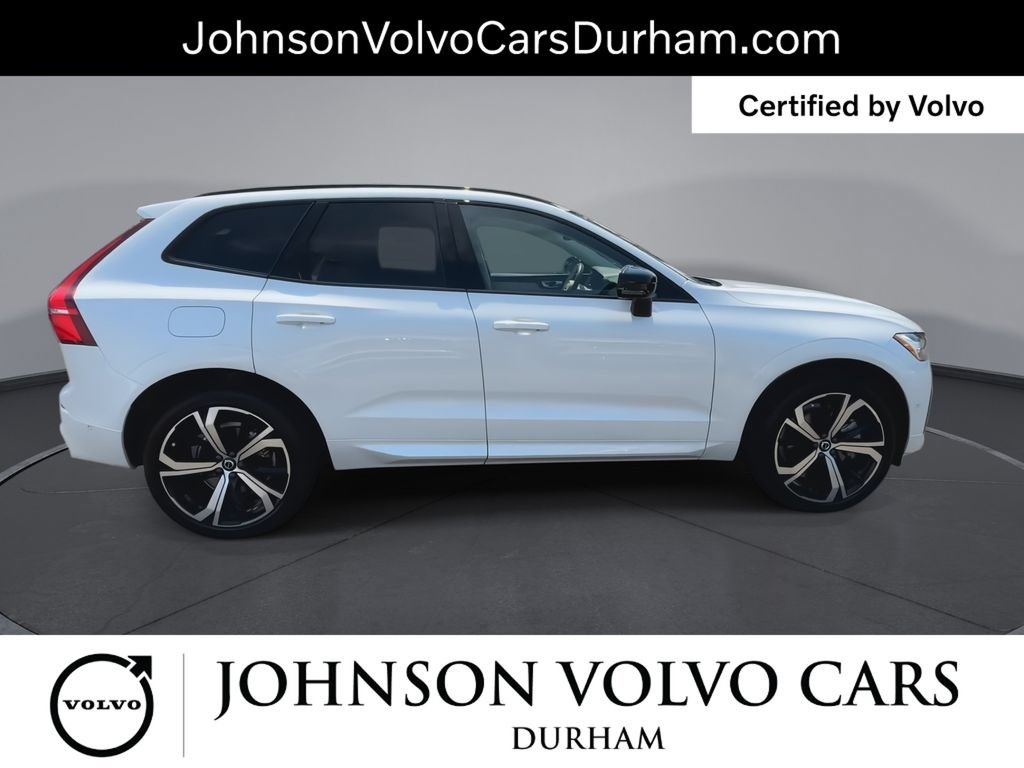Certified 2024 Volvo XC60 T8 Ultimate w/ Protection Package Premier AWD/4WD image 10