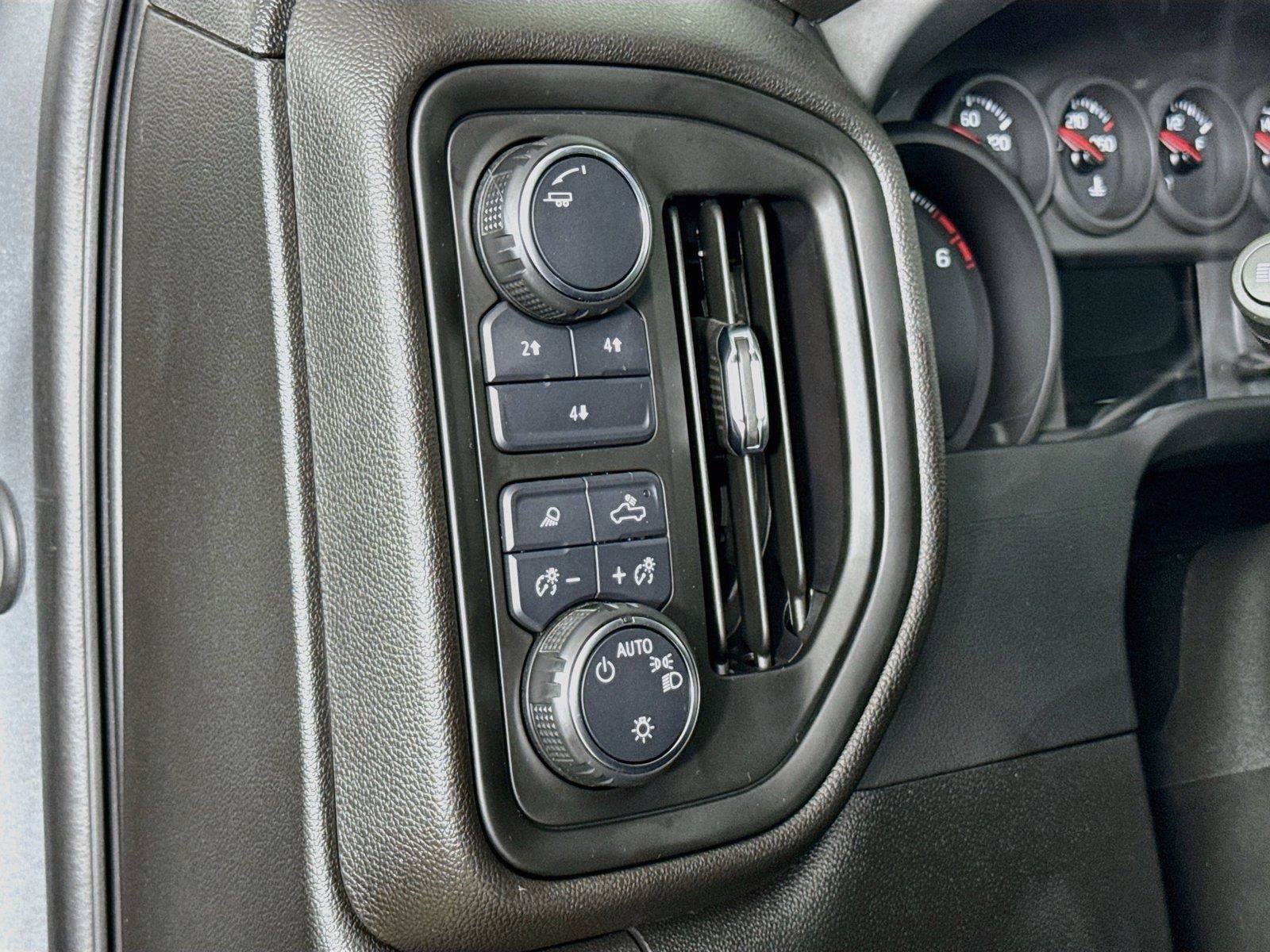 Used 2024 Chevrolet Silverado 2500 Custom w/ Custom Value Package AWD/4WD image 15