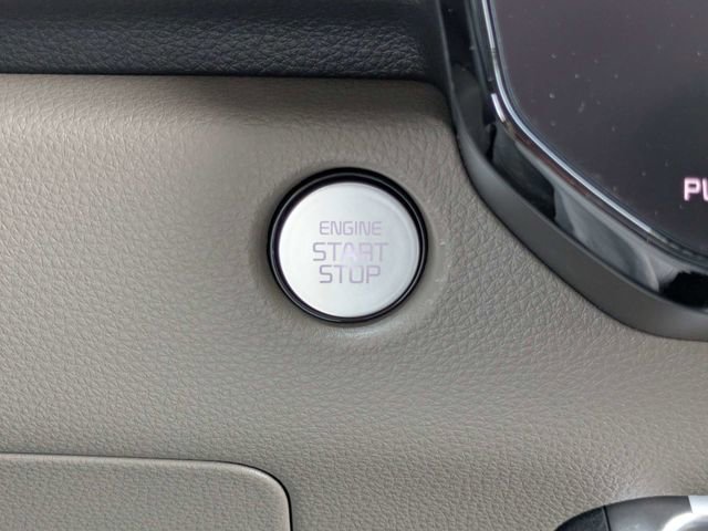 New 2026 Kia Carnival LXS FWD image 34
