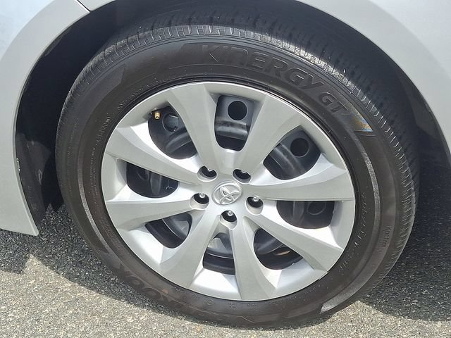 Used 2025 Toyota Corolla LE FWD image 8
