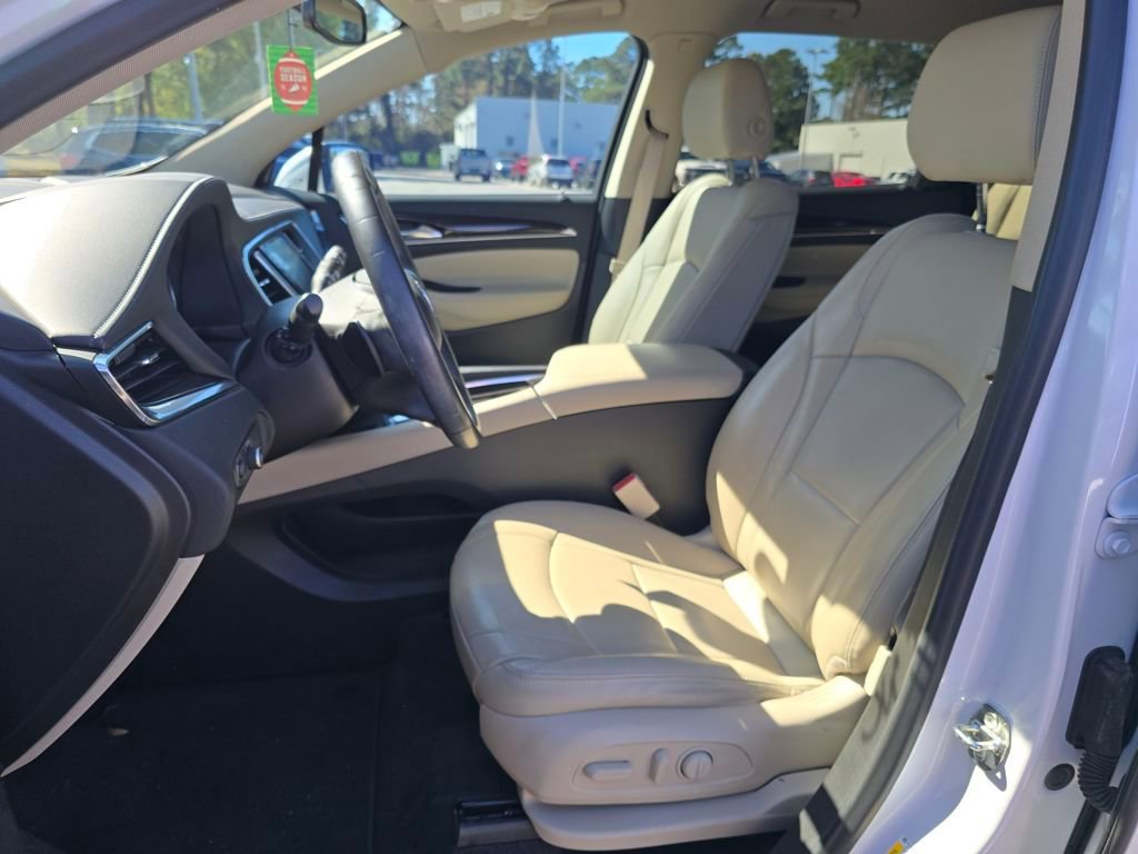 Used 2021 Buick Enclave Essence w/ Sport Touring Edition image 29