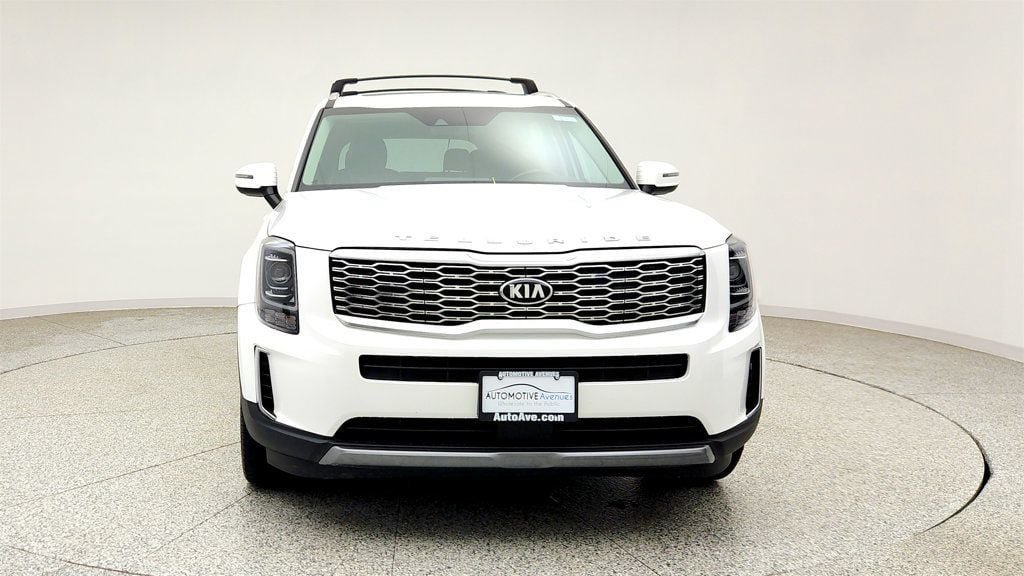Used 2020 Kia Telluride EX w/ EX Premium Package AWD/4WD image 2