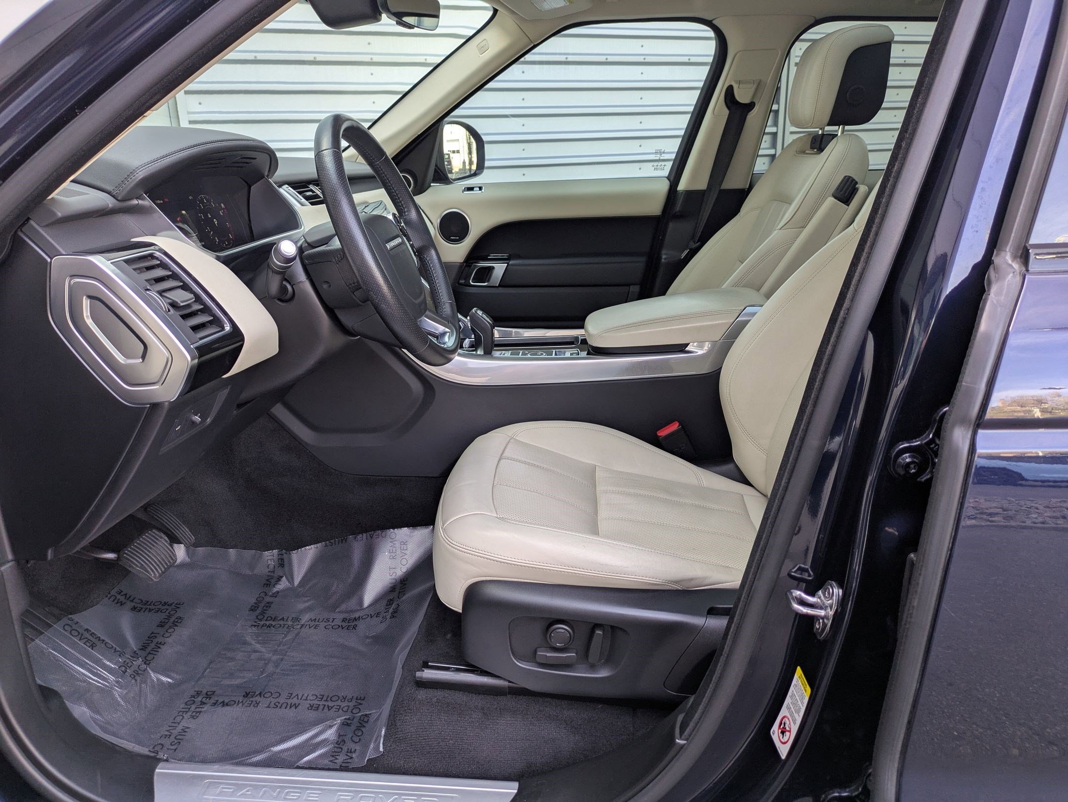 Certified 2020 Land Rover Range Rover Sport HSE image 27