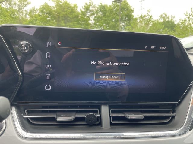 Used 2025 Chevrolet Trax LT w/ LT Convenience Package FWD image 16