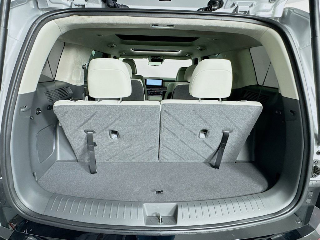 Used 2025 Hyundai Santa Fe Calligraphy image 32