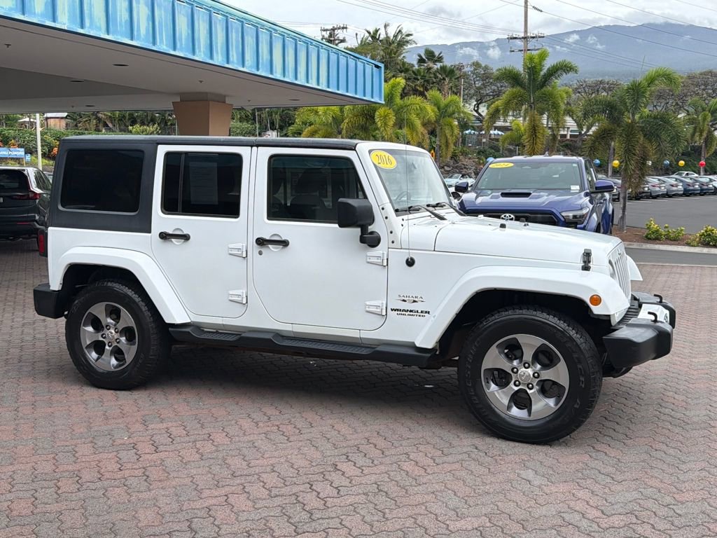 Used 2016 Jeep Wrangler Unlimited Sahara w/ Connectivity Group image 6
