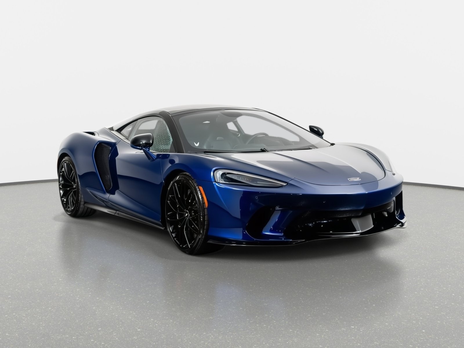Used 2023 McLaren GT RWD image 4