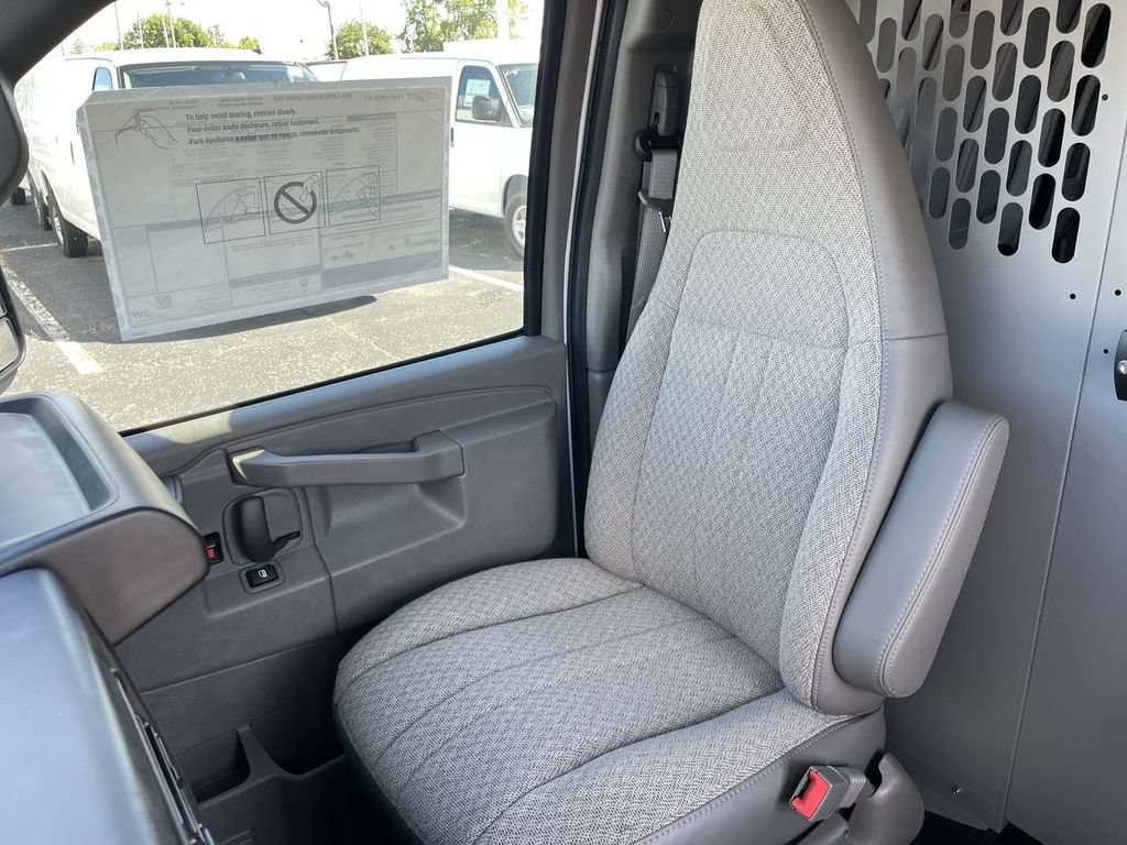 New 2025 Chevrolet Express 2500 w/ Driver Convenience Package RWD image 17