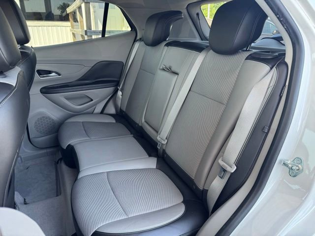 Used 2013 Buick Encore Convenience FWD image 19