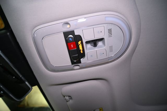 Used 2024 Hyundai Ioniq 5 Limited image 33