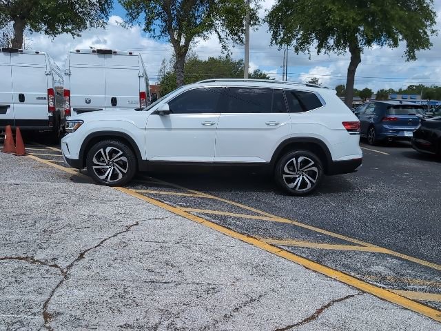Certified 2021 Volkswagen Atlas SEL Premium image 3