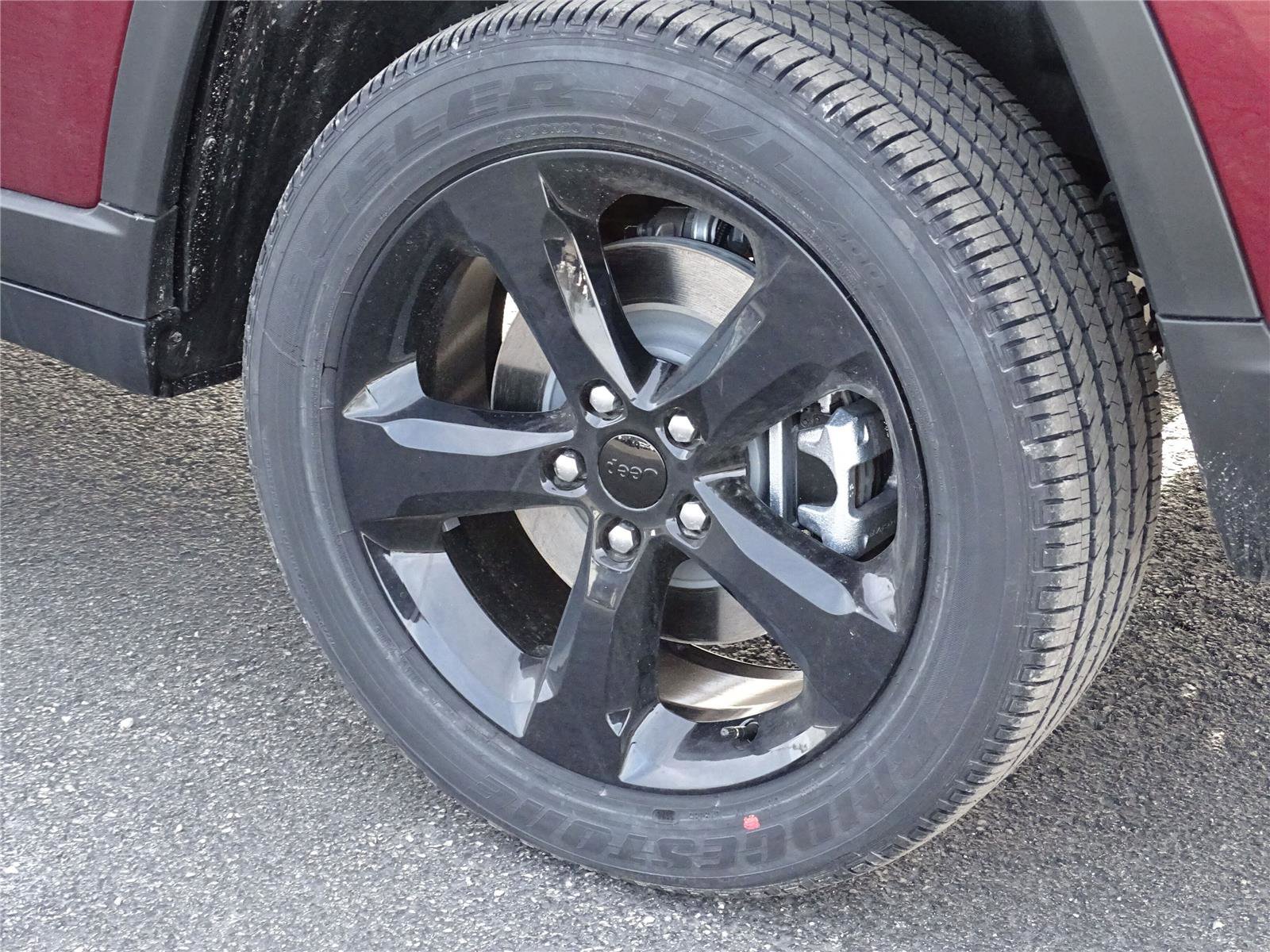 Used 2025 Jeep Grand Cherokee L Altitude image 19